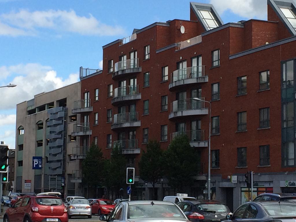 코크 39 Camden Wharf 아파트 객실 사진